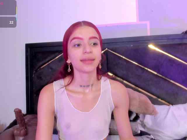 AprilJhonnes webcam