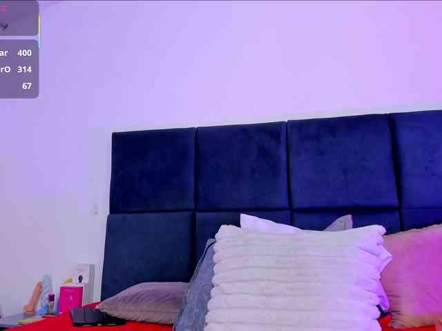 AprilJhonnes webcam