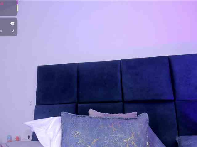 AprilJhonnes webcam