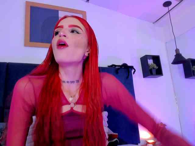 AprilJhonnes webcam