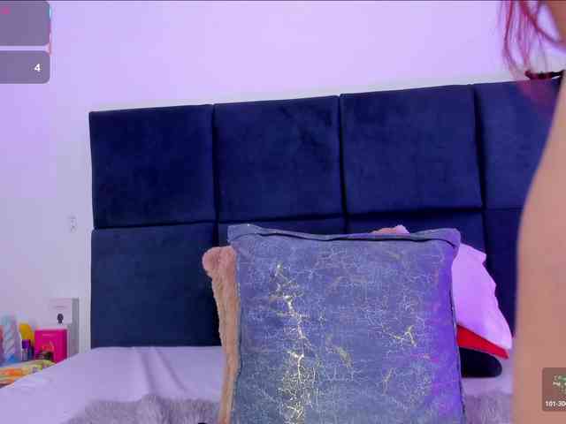 AprilJhonnes webcam
