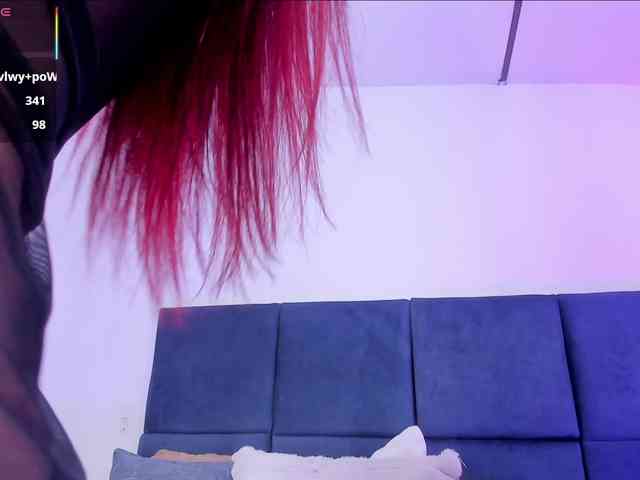 AprilJhonnes webcam