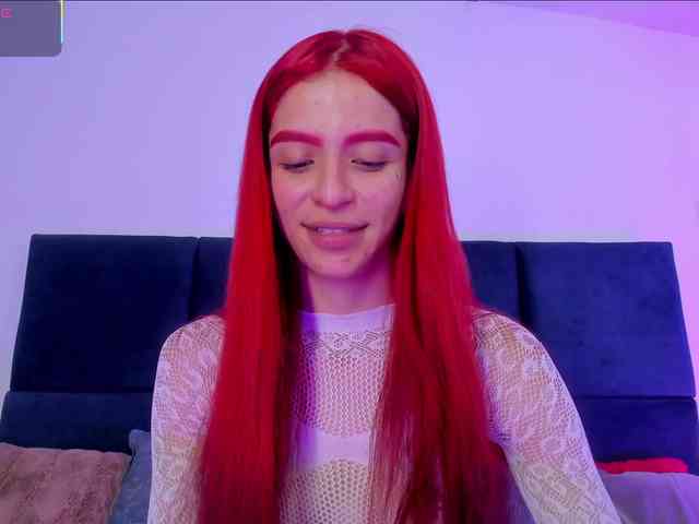 AprilJhonnes webcam