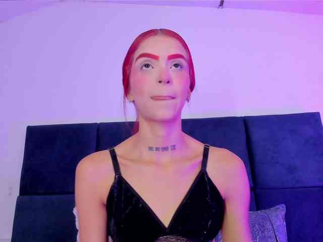 AprilJhonnes webcam