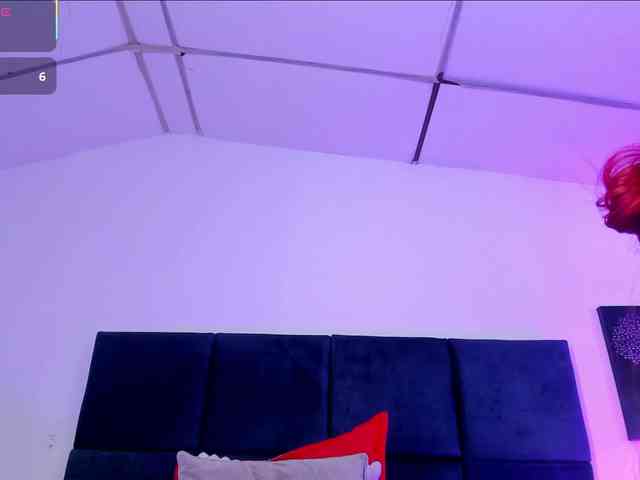 AprilJhonnes webcam