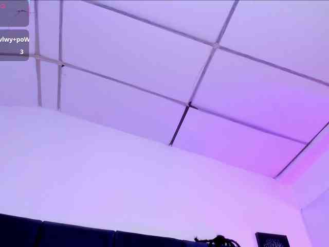 AprilJhonnes webcam
