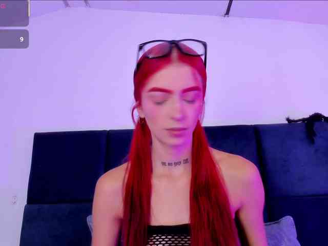 AprilJhonnes webcam