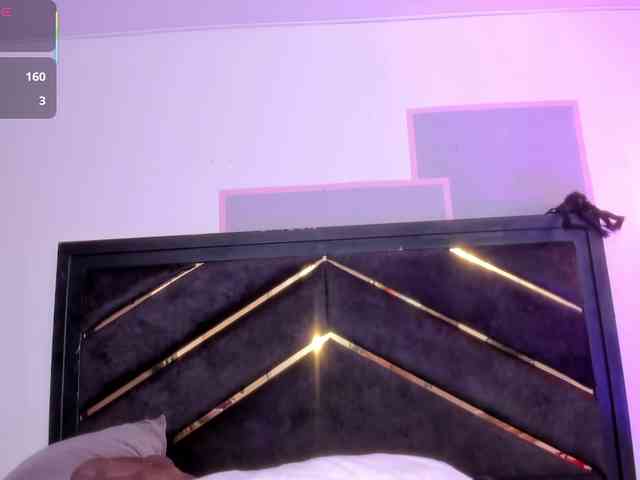 AprilJhonnes webcam