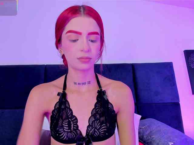 AprilJhonnes webcam