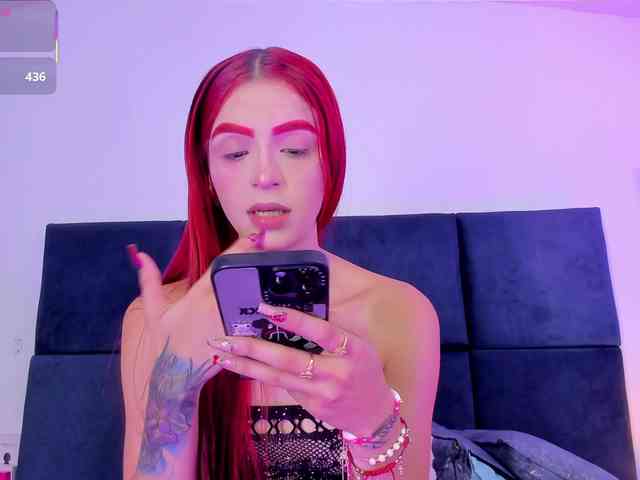 AprilJhonnes webcam