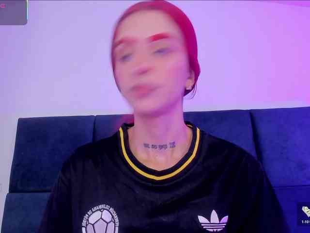 AprilJhonnes webcam