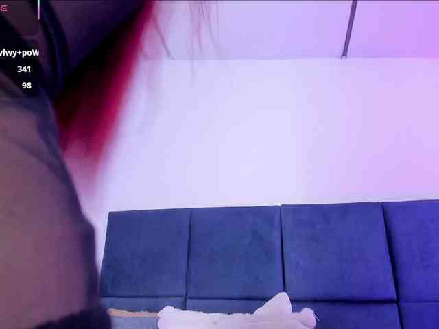 AprilJhonnes webcam