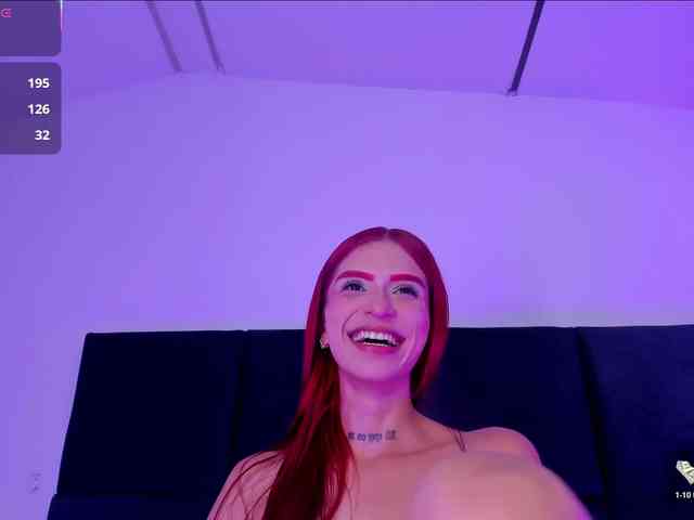 AprilJhonnes webcam