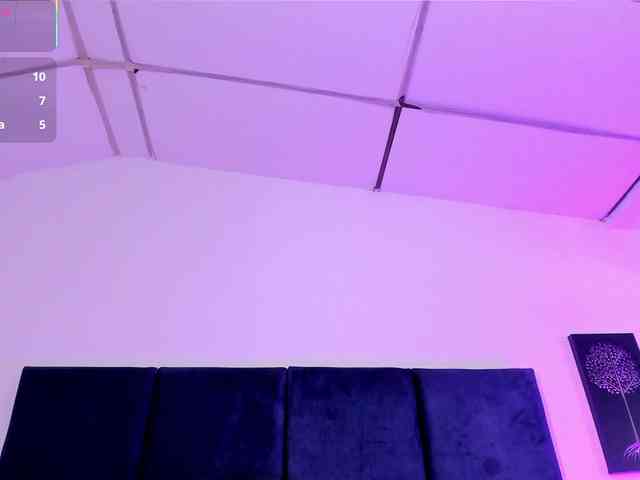 AprilJhonnes webcam