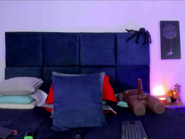 AprilJhonnes