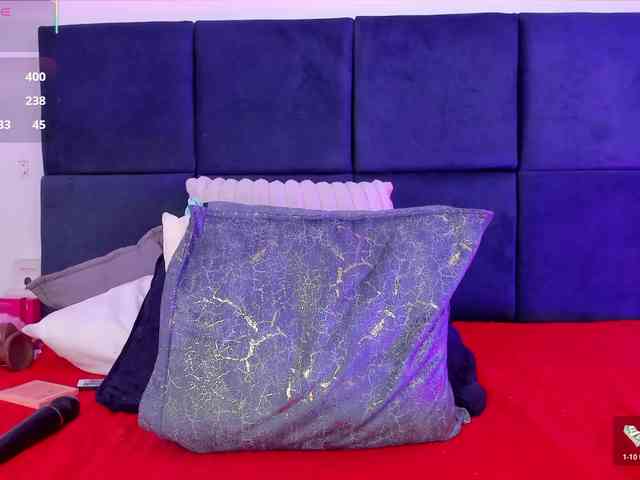AprilJhonnes webcam