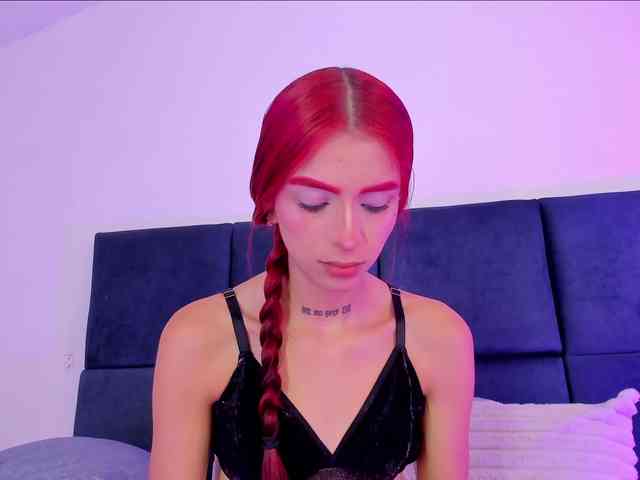 AprilJhonnes webcam