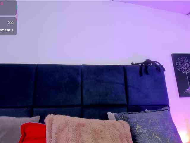 AprilJhonnes webcam