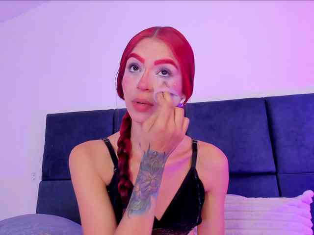 AprilJhonnes webcam