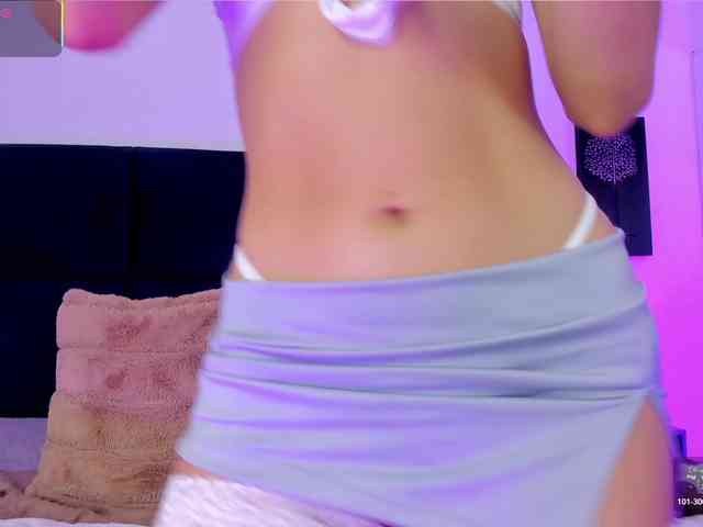 AprilJhonnes webcam
