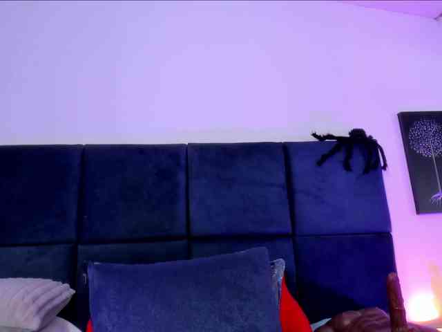 AprilJhonnes webcam