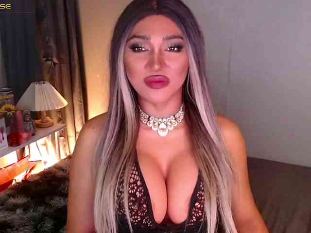 xcindyx Sex Cam Show