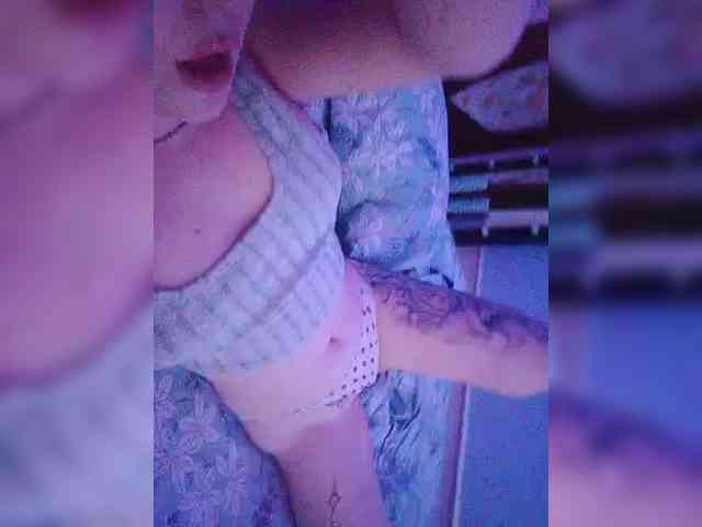 AliciaSvip webcam