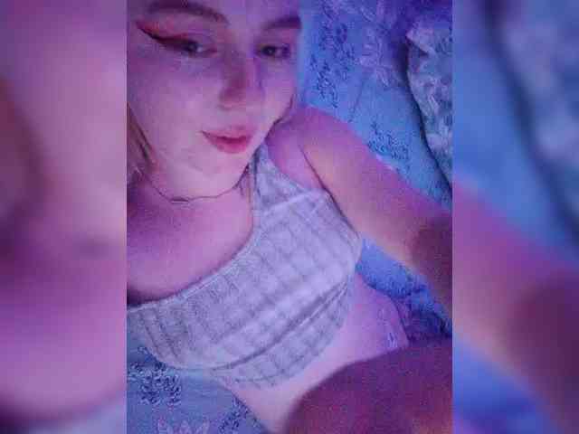 AliciaSvip webcam