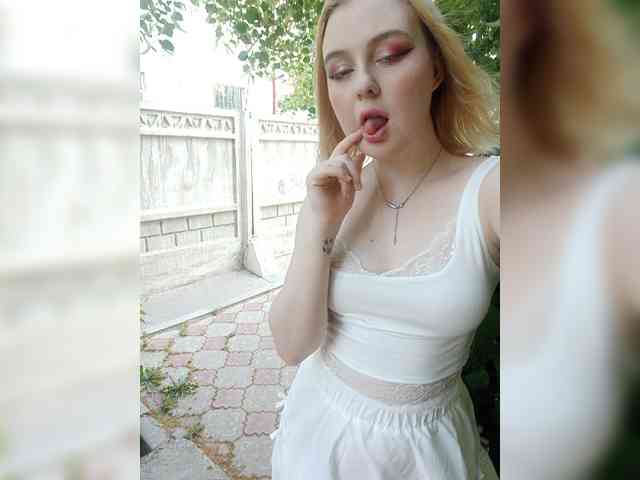 AliciaSvip webcam