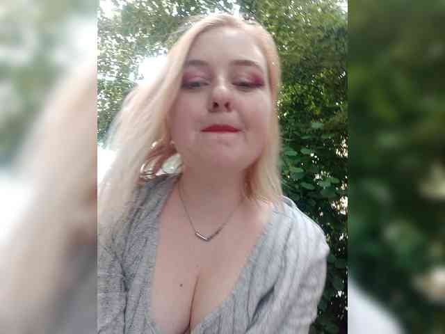 AliciaSvip webcam