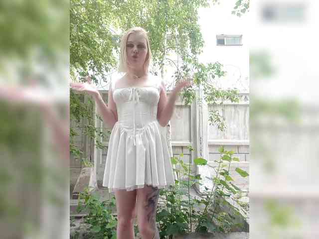 Model: AliciaSvip