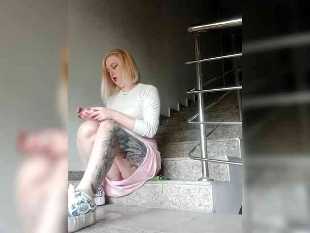 AliciaSvip webcam