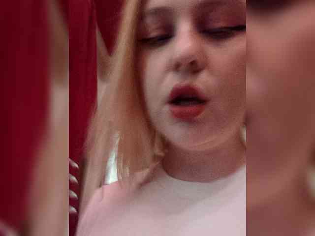 AliciaSvip webcam