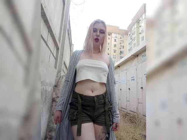 AliciaSvip webcam