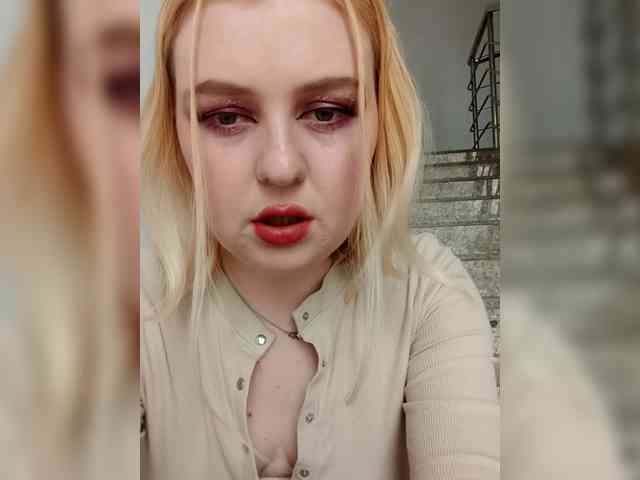 AliciaSvip webcam