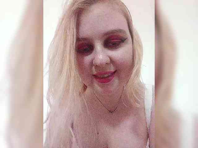 AliciaSvip webcam