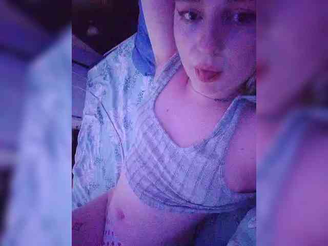 AliciaSvip webcam