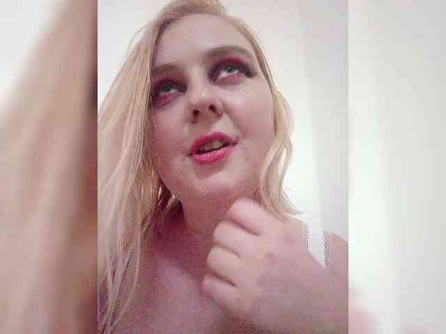 AliciaSvip webcam