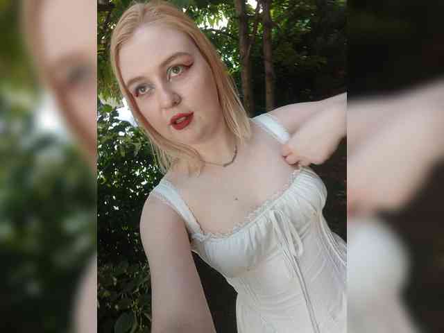 AliciaSvip webcam