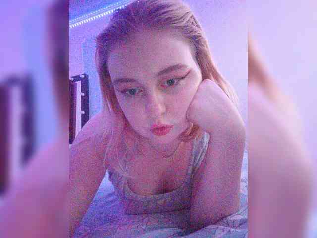 AliciaSvip webcam