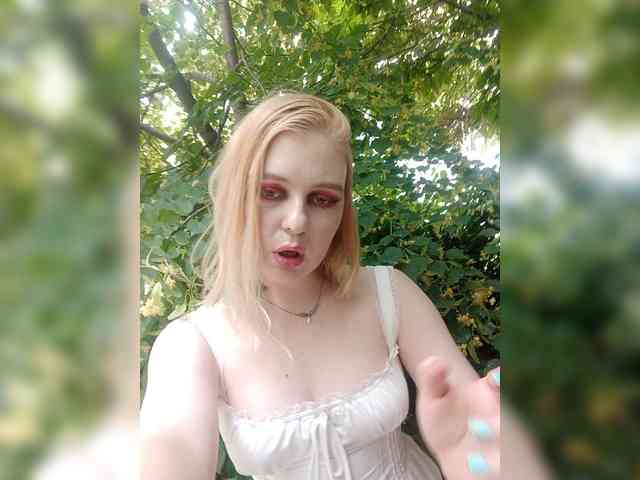 AliciaSvip webcam