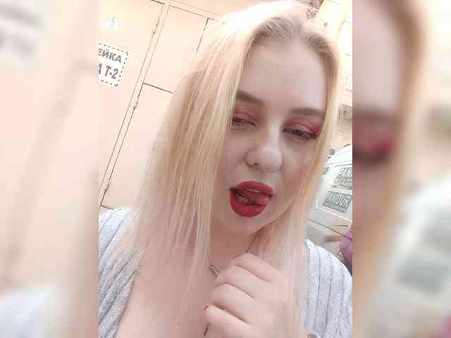 AliciaSvip webcam
