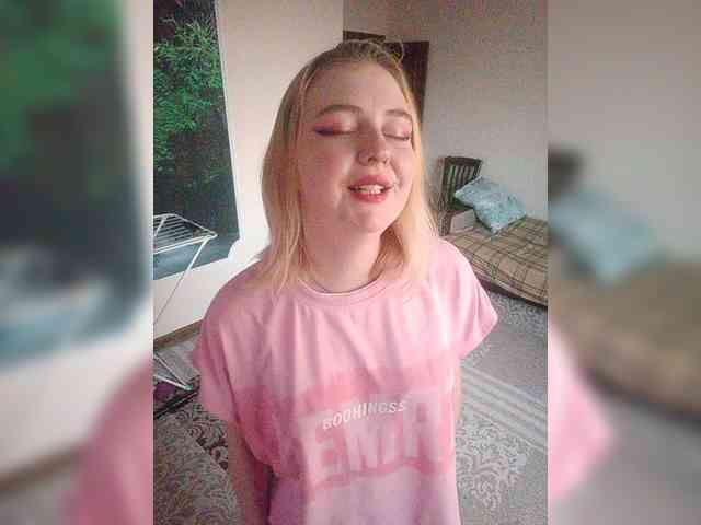 AliciaSvip webcam