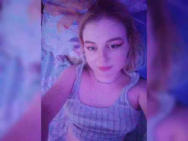 AliciaSvip webcam
