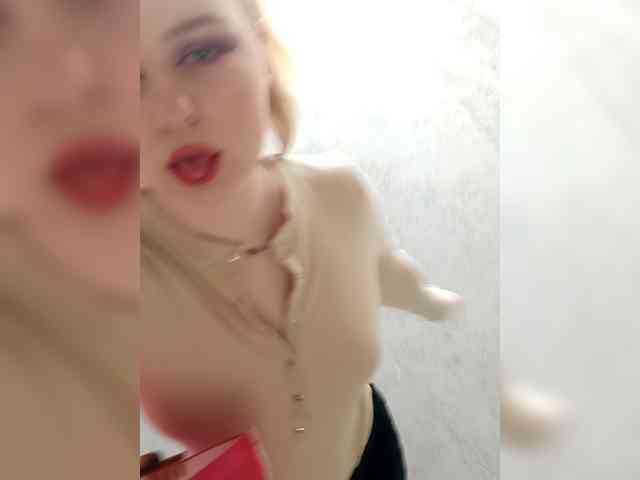 AliciaSvip webcam