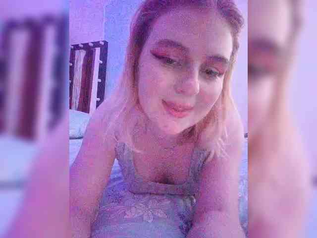 AliciaSvip webcam