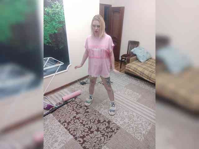 AliciaSvip webcam