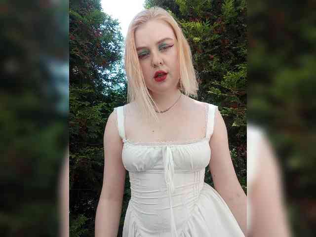 AliciaSvip webcam