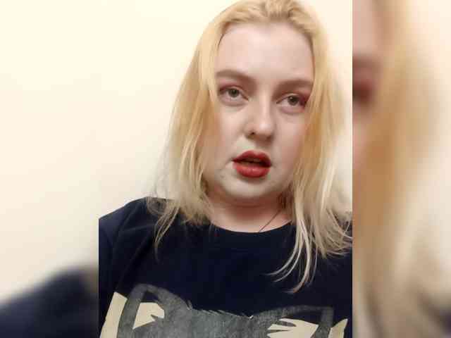AliciaSvip webcam