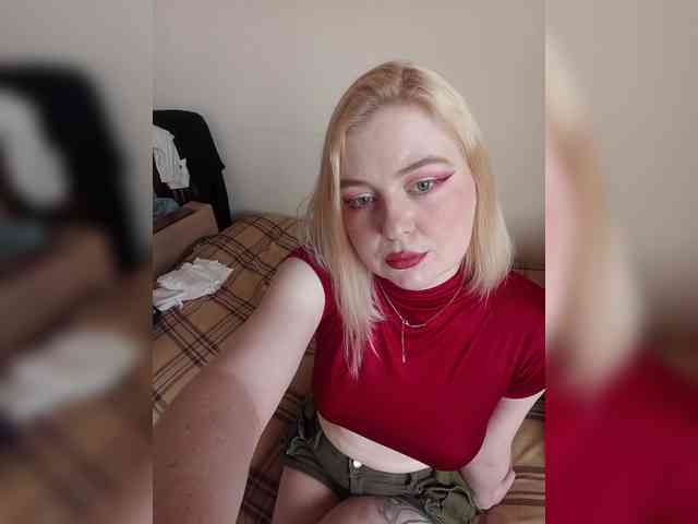 AliciaSvip webcam